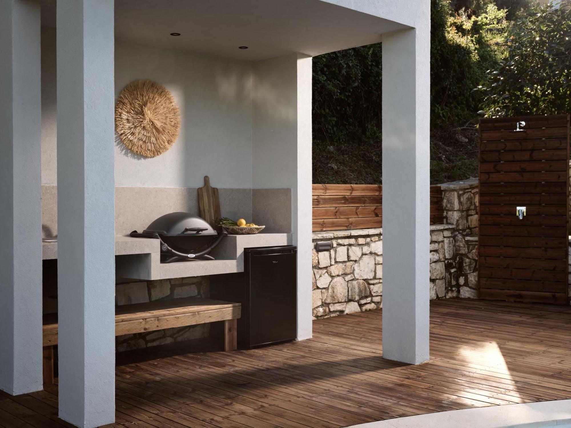 Chris & Jo Villas, Enchanting Escapes, With Heated Pools & Seaviews By Thinkvilla Zakynthos Town Exterior photo